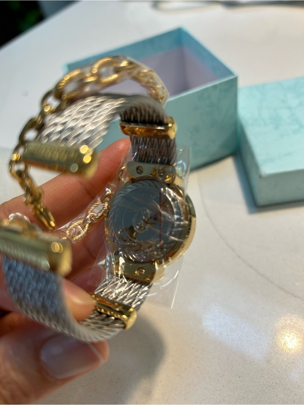 🎉 Charriol St.Tropez Mother-of-Pearl Dial and Diamond Indices - Picture 3 of 9